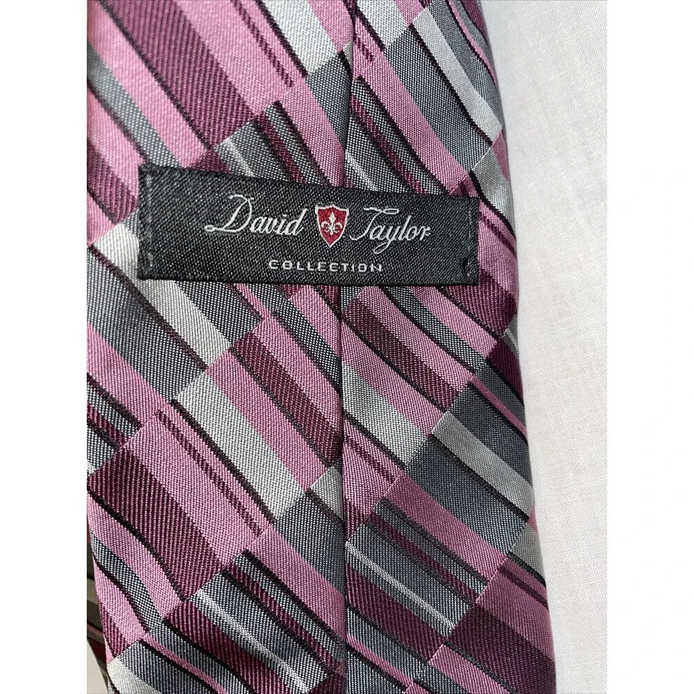 David Taylor Dress Tie Men’s Size 56” Pink Gray 100% Polyester Formal